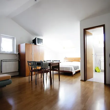 Apartment Ida Hrzic *